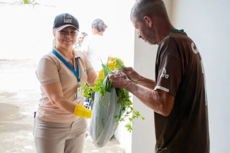 Prefeitura da Prata realiza entrega de peixe e verduras e beneficia famílias do município