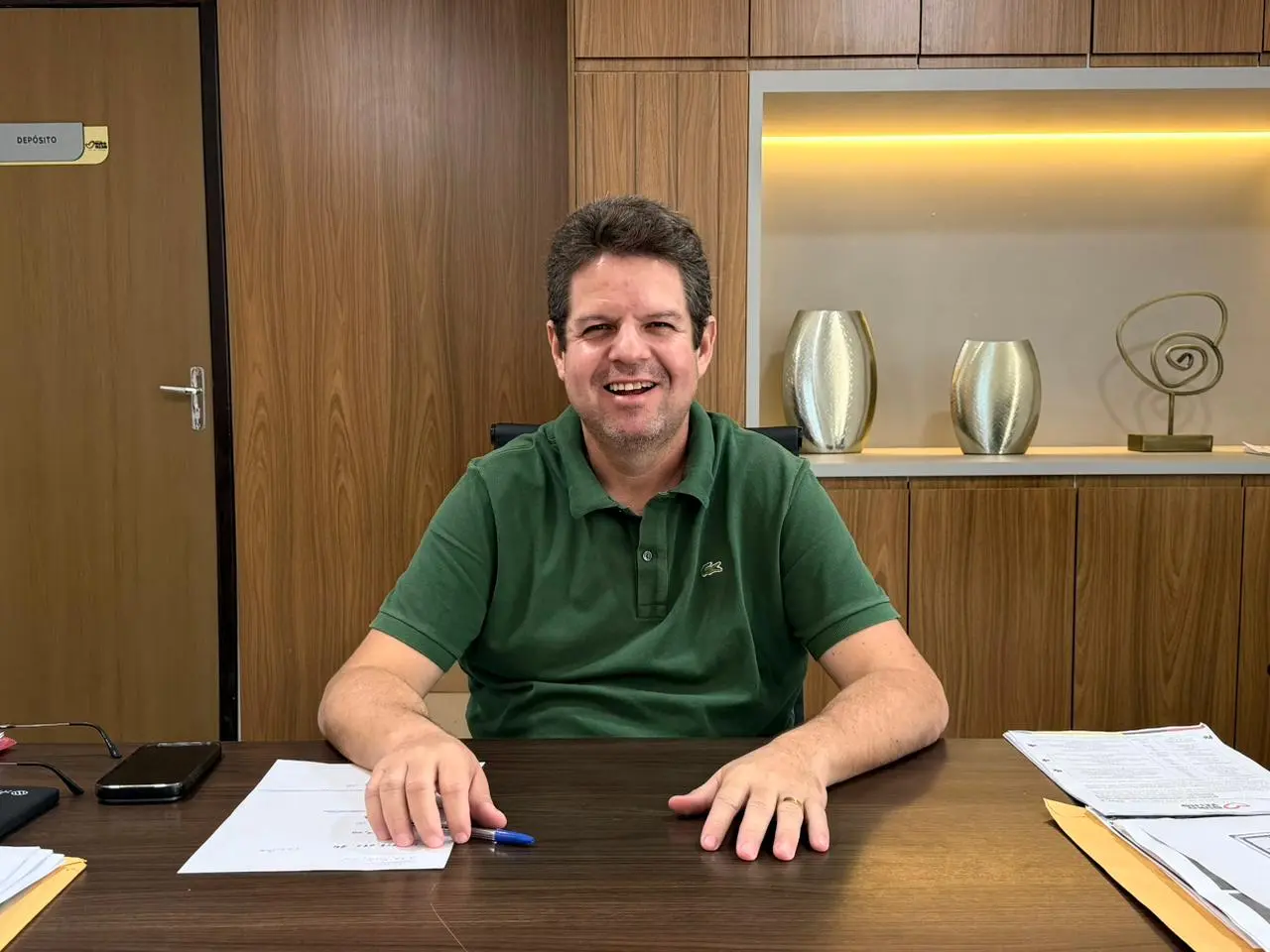 Prefeito Dr. Júnior rebate acusações e classifica como irresponsável afirmação sobre “jogo duplo”