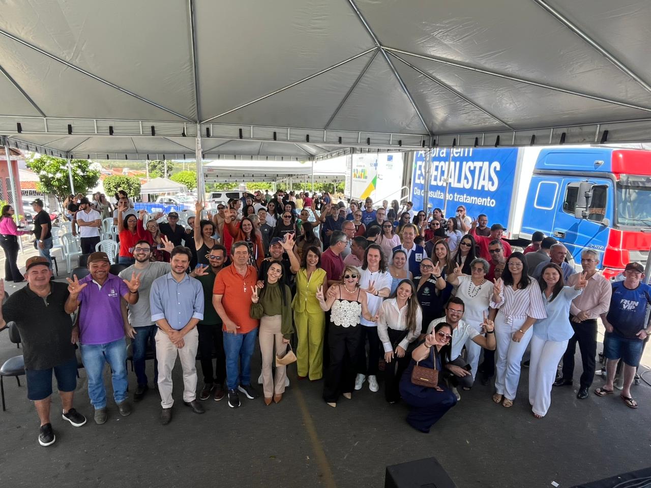 Sumé recebe carreta da Saúde da Mulher com a oferta de consultas e exames durante 30 dias
