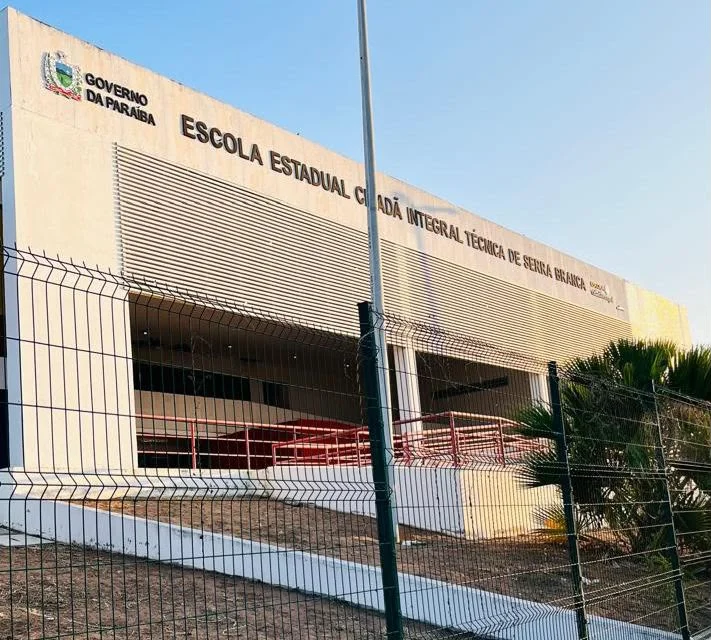 Escola Técnica de Serra Branca prorroga prazo para consulta pública sobre implantação de novo curso