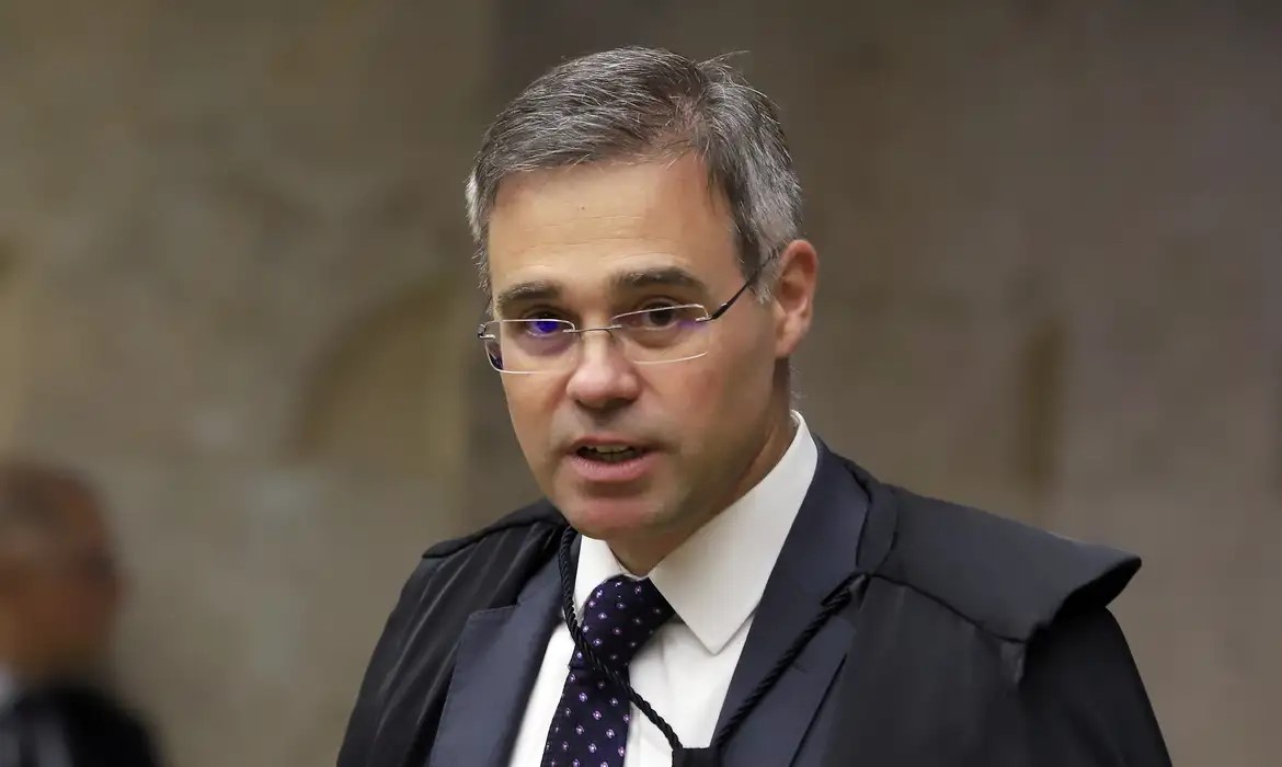 Mendonça determina afastamento do diretor-geral da Polícia Federal