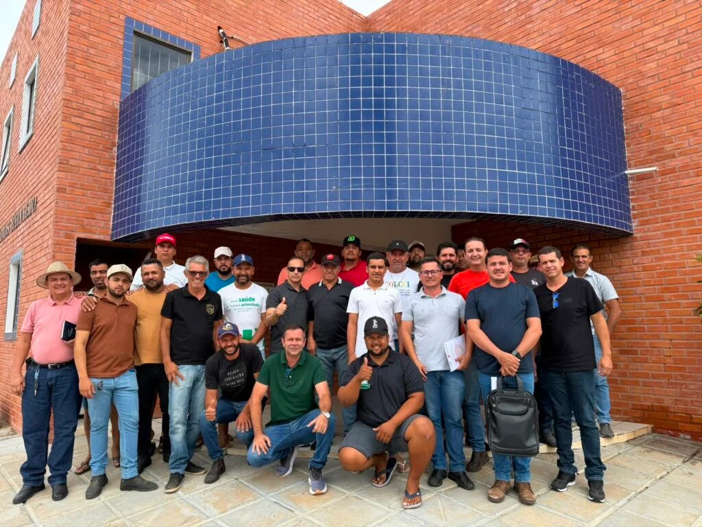 Comissão da 12ª ExpoPrata apresenta regulamento do prêmio extra do Torneio Leiteiro